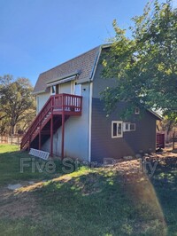 6319 Bald Mountain Rd in Browns Valley, CA - Foto de edificio - Building Photo