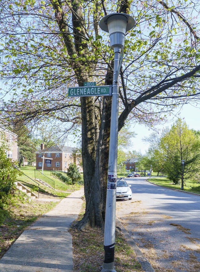 1125 Gleneagle Rd, Unit 2 in Baltimore, MD - Building Photo - Building Photo