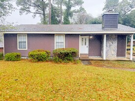 576 Shady Grove Dr in Montgomery, AL - Building Photo