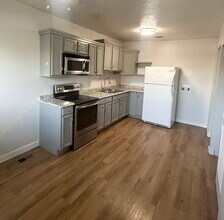 1601 Ivy Cir in Salt Lake City, UT - Building Photo - Building Photo