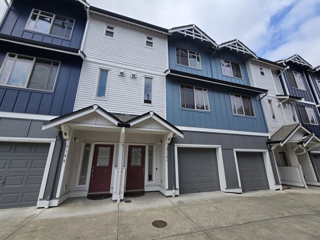property at 2184 Yakima Ct