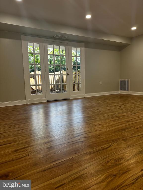 property at 1130 S Washington St
