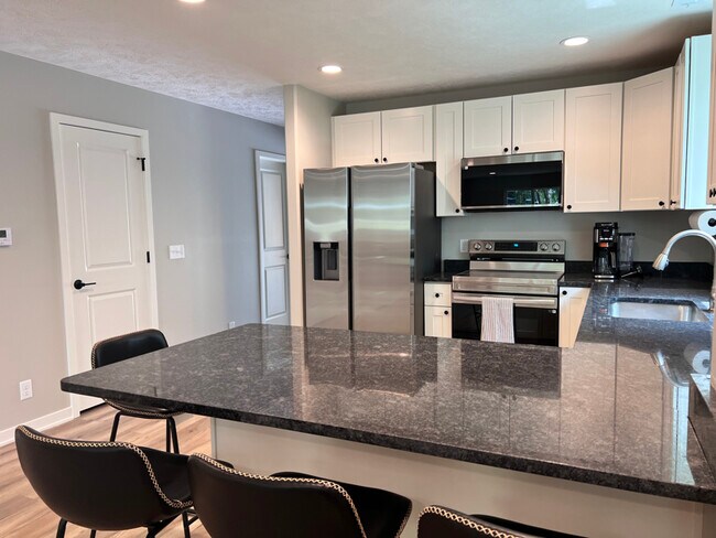 property at 4809 Apple Hill Ln