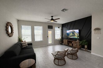 2394 Post St in Palm Springs, FL - Building Photo - Building Photo