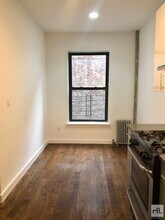 EASTERN PARKWAY / Spacious Crown Heights 3 in Brooklyn, NY - Building Photo - Building Photo
