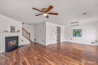 115 Albury Way in North Brunswick, NJ - Building Photo - Building Photo