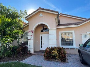 932 NW 126th Terrace in Coral Springs, FL - Building Photo - Building Photo