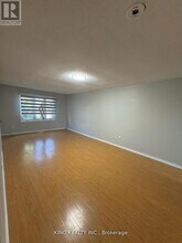 7 Clydesdale Cir in Brampton, ON - Building Photo - Building Photo