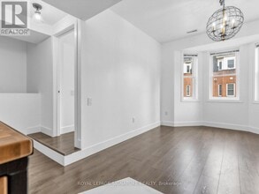 760 Lawrence Ave W in Toronto, ON - Building Photo - Building Photo