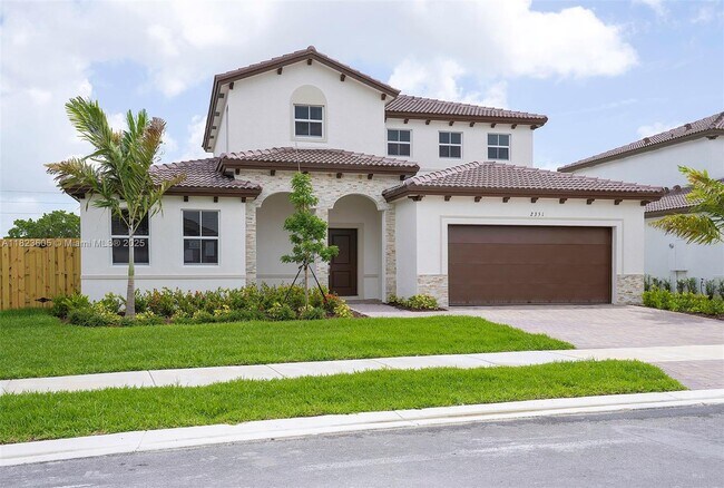 property at 2351 SE 27th Dr