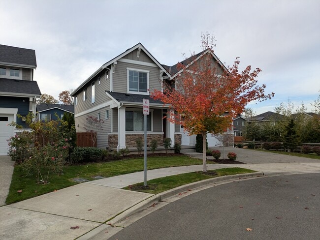 27333 15th Ct S in Des Moines, WA - Building Photo - Building Photo