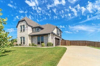 201 Panther Peak Dr in Midlothian, TX - Building Photo - Building Photo