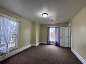1106 Hammond Ave in Superior, WI - Building Photo