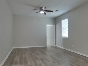 2055 Sweet Lilac Dr in Houston, TX - Building Photo - Building Photo