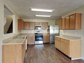 6614 W Jefferson Ct in McCordsville, IN - Building Photo - Building Photo