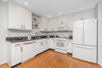 Heritage Summer Hill in Doylestown, PA - Building Photo - Interior Photo
