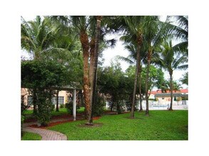 770 SE 2nd Ave in Deerfield Beach, FL - Building Photo - Building Photo