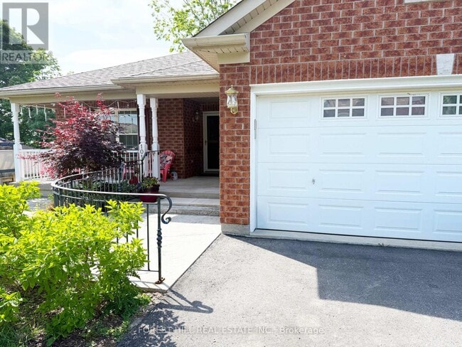 property at 1013 Silverdale Rd