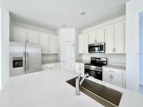 6036 Zen Wy in Clermont, FL - Building Photo - Building Photo