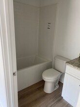 2073 35th Ave in Vero Beach, FL - Building Photo - Building Photo