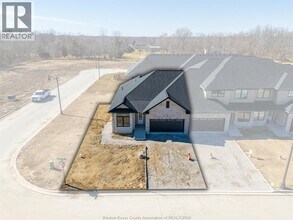 715 Elliot Pt Rd in Amherstburg, ON - Building Photo - Building Photo