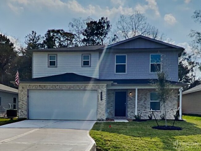 10122 Cerritos dr in Cut And Shoot, TX - Building Photo - Building Photo