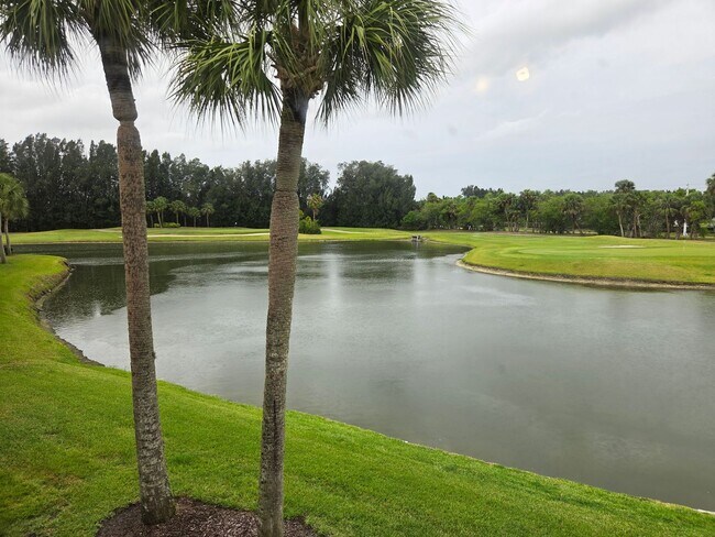 21 Plantation Dr in Vero Beach, FL - Building Photo - Building Photo