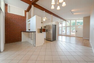 5222 Nina Lee Ln in Houston, TX - Building Photo - Building Photo