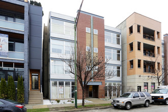 2708-2712 N Ashland Ave in Chicago, IL - Building Photo - Primary Photo