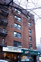 975-983 First Ave in New York, NY - Foto de edificio - Building Photo