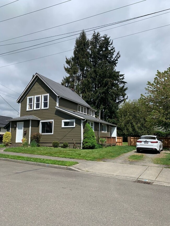 608 Pearl St in Snohomish, WA - Building Photo - Building Photo