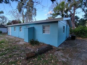4896 35th Ave in Vero Beach, FL - Building Photo - Building Photo