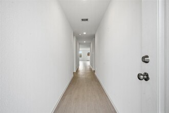 2327 Still Bend Ln in League City, TX - Building Photo - Building Photo