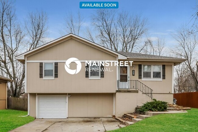 property at 509 W 5th Ct