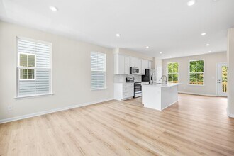 3322 Beeler Ln in Charlotte, NC - Building Photo - Building Photo