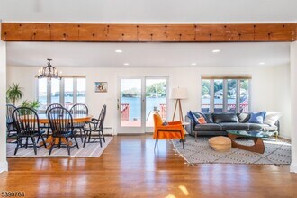 7 King Rd in Roxbury Township, NJ - Building Photo - Building Photo