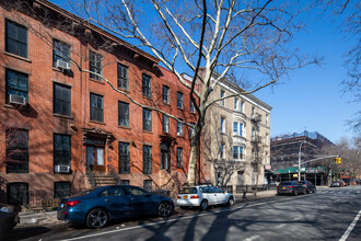 280 Carlton Ave in Brooklyn, NY - Building Photo - Building Photo