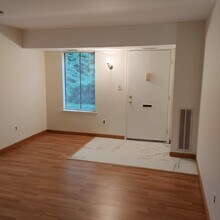 23 Fargo Ct, Unit 23 Fargo in Coram, NY - Building Photo - Building Photo