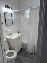 4721 NW 33rd Ave in Miami, FL - Building Photo - Building Photo