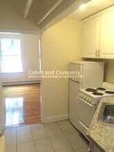 295 Newbury St in Boston, MA - Foto de edificio - Building Photo