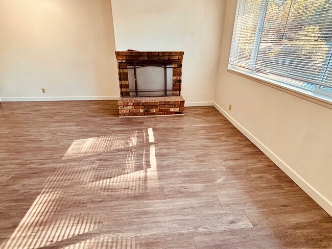 property at 630-636 Ratcliff Dr SE