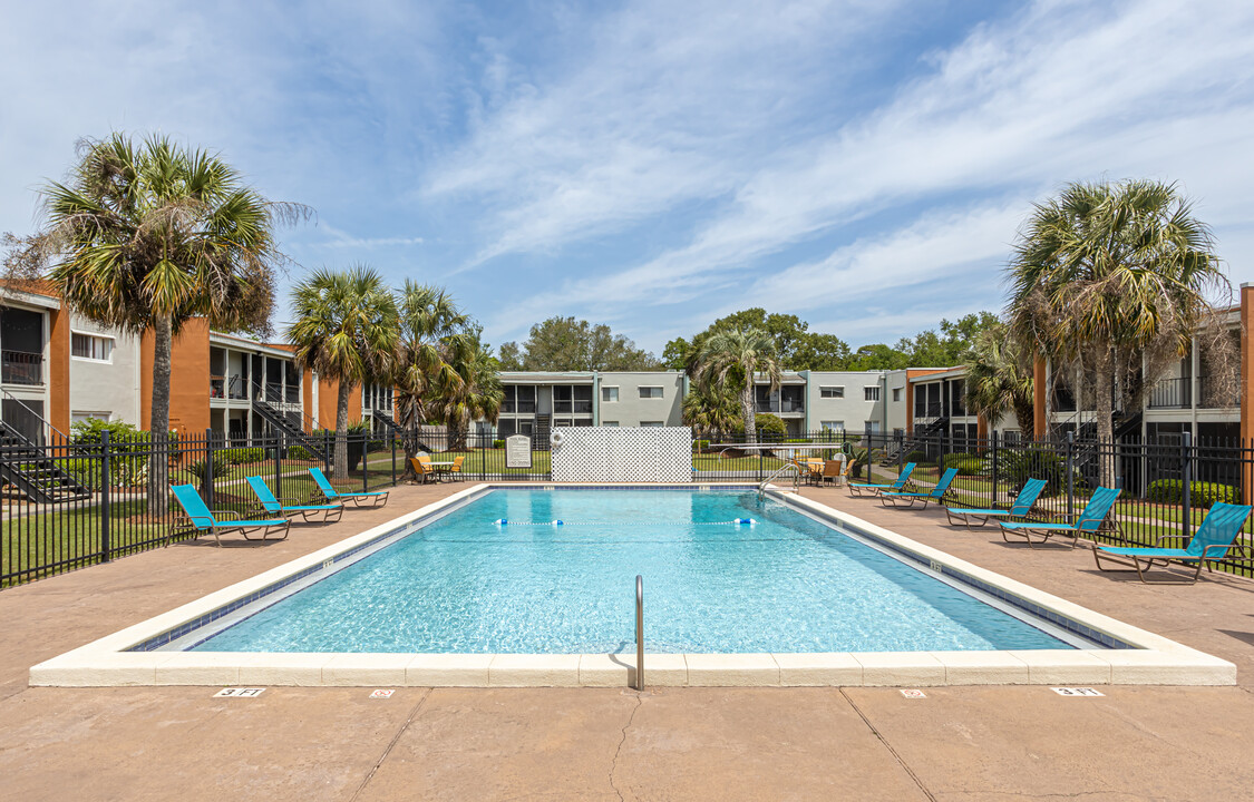 The Flats at Ninth Avenue in Pensacola, FL - Foto de edificio