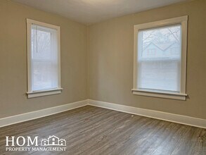 914 N 5th St in Mankato, MN - Foto de edificio - Building Photo