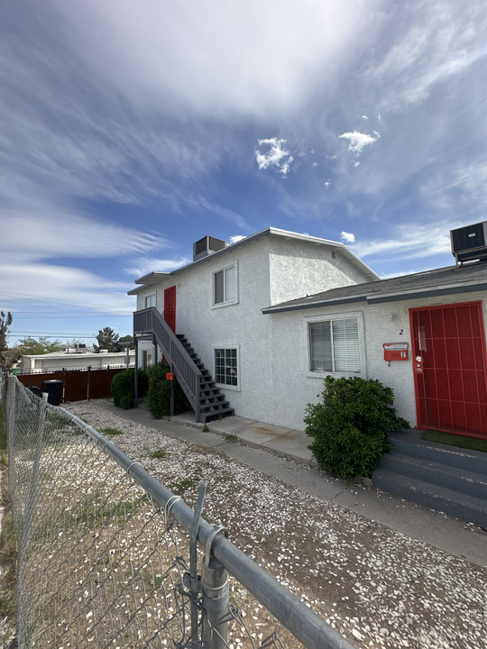 214 N 13th St in Las Vegas, NV - Building Photo