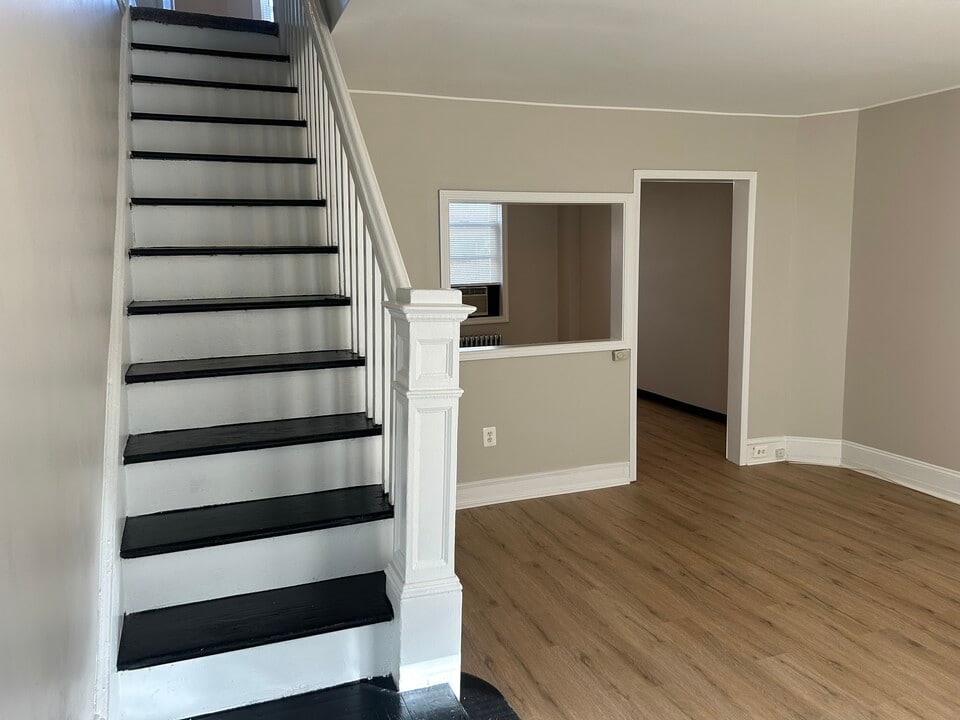 3290 Tilton St in Philadelphia, PA - Building Photo