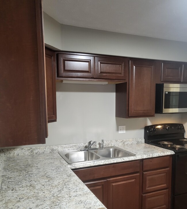 131 W Farragut Rd in Oak Ridge, TN - Building Photo - Building Photo