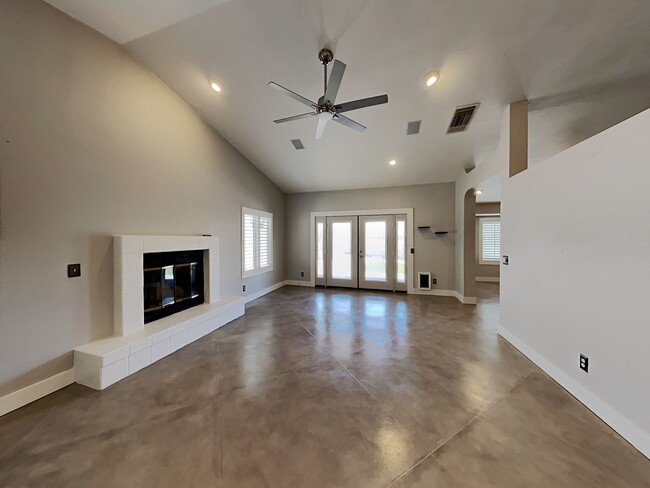 4825 W Bluebell Way in Tucson, AZ - Building Photo - Building Photo