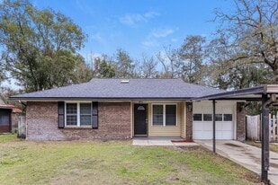 5049 Yearling Ln in Jacksonville, FL - Building Photo