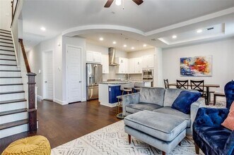 1127 Manacor Ln in Dallas, TX - Building Photo - Building Photo