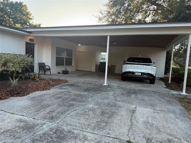 property at 3002 W Marlin Ave